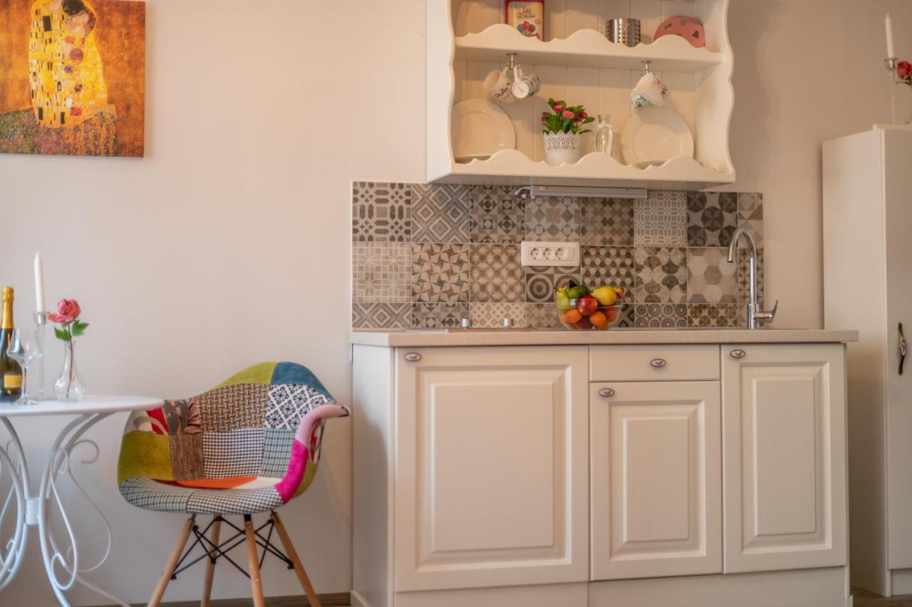 Apartment Old Romantic 4 With Free Private Parking Pula