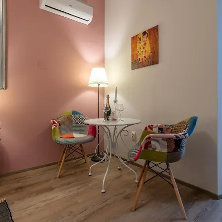 Old City Romantic Studios 4 With Free Private Parking Pula Exterior photo